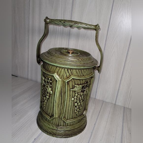 Vintage MCM Avacado Green Faux Wood Grain Grape Motif Ice Wine Bucket - Picture 3 of 9